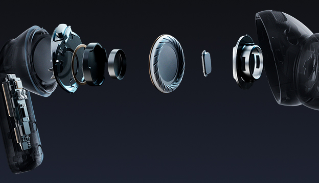 画面以爆炸图形式拆解展示单个Galaxy Buds4 Pro耳机，耳机内部音频系统清晰可辨，配备音域更宽广的低频扬声器及双路配置的高频扬声器，结构细节一览无余。