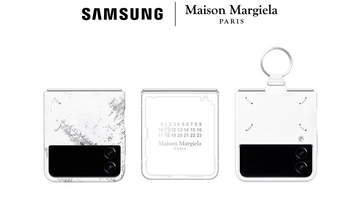 白色Galaxy Z Flip4 Maison Margiela版，旁边是两部带有Maison Margiela机壳的Galaxy Z Flip4。SAMSUNG Maison Margiela PARIS