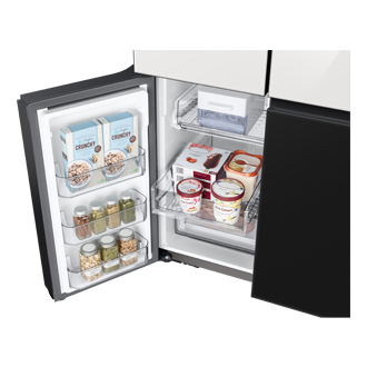 freezer-sliding-shelf-detail Clean White&Glam Deep Charcoal